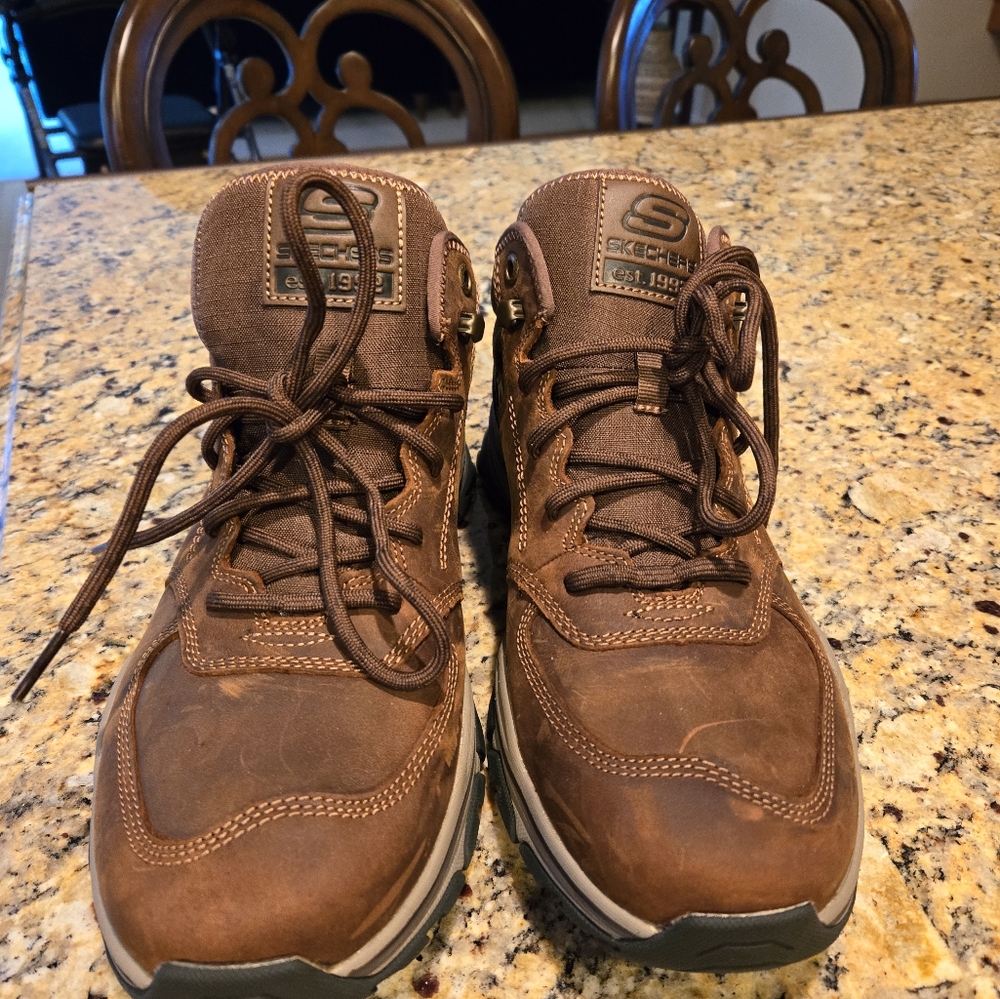 Skechers men boots
